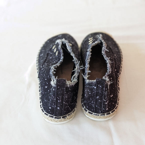 Madden Girl Erin Slip on Sneakers - Picture 3 of 6